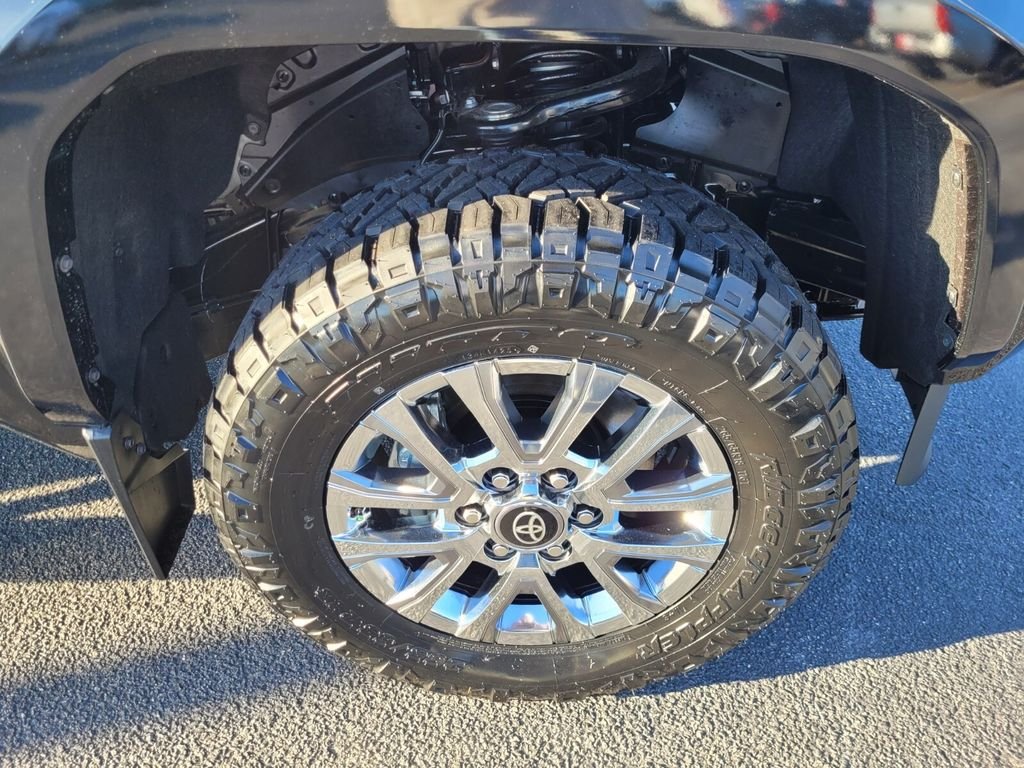 2025 Toyota Tacoma Limited - Photo 13