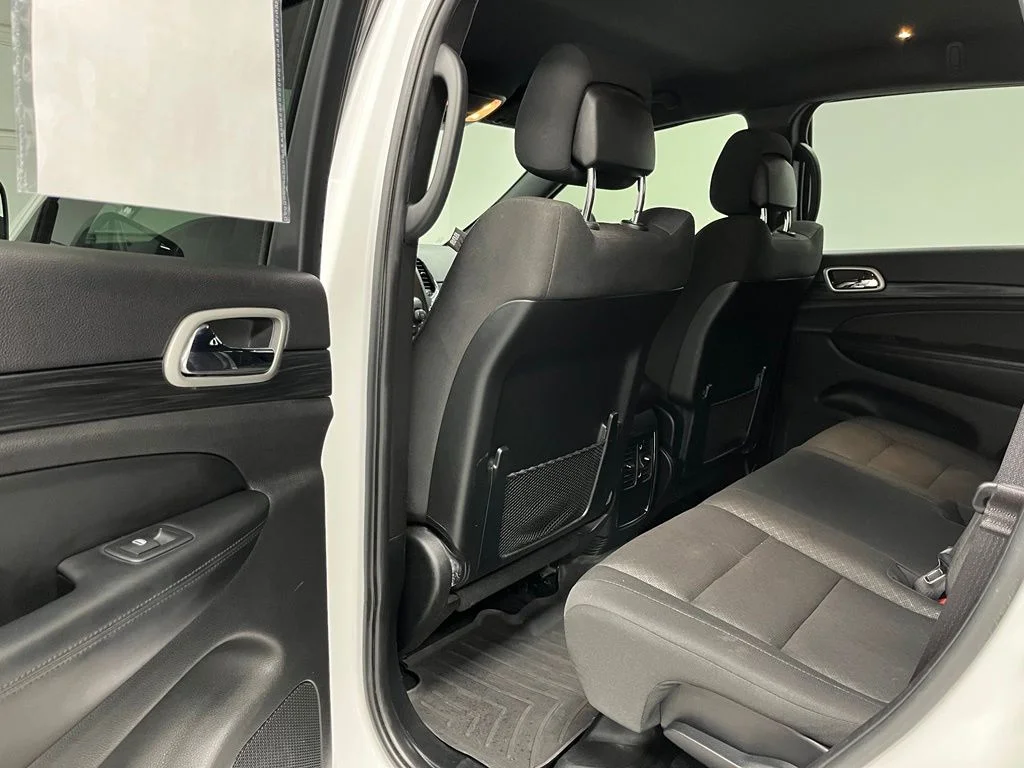 Used 2020 White Jeep Laredo E image 44