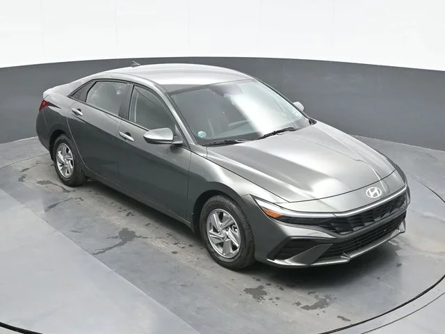 New 2026 Gray Hyundai SE image 14