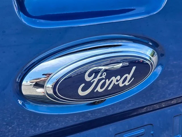 Used 2024 Blue Ford XLT image 15