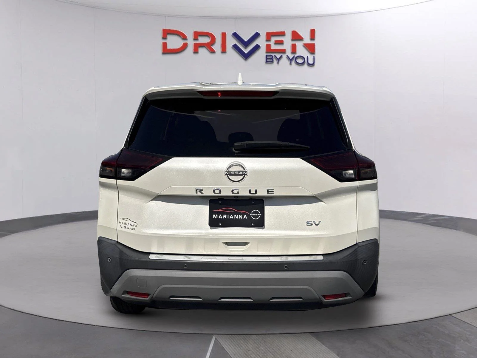 Used 2023 Pearl White Tricoat Nissan SV image 4