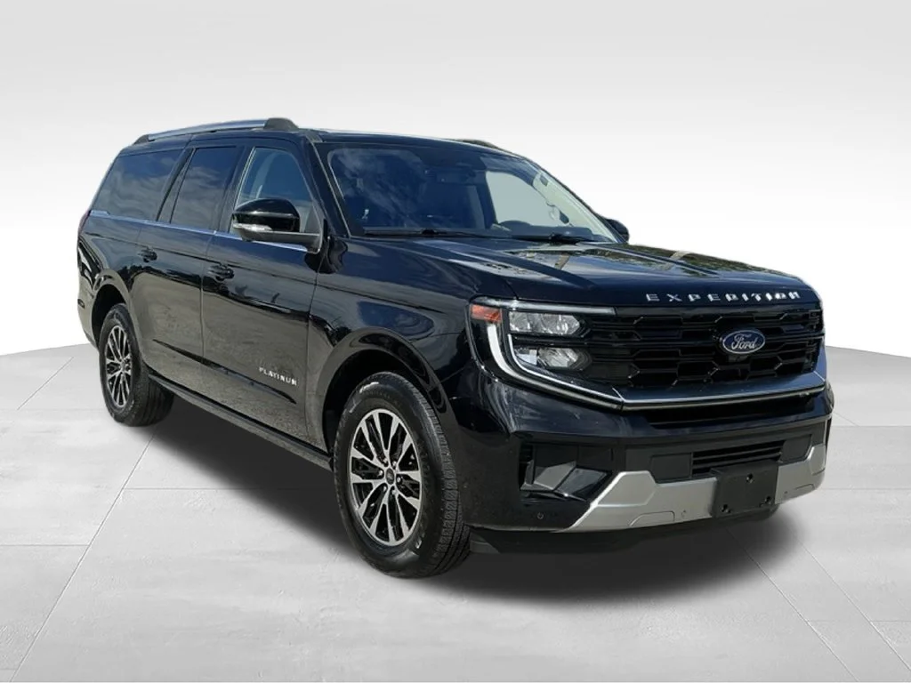 Used 2025 Black Ford Platinum image 11