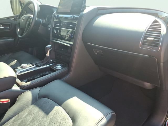 Used 2023 Black Nissan Platinum 2WD image 25
