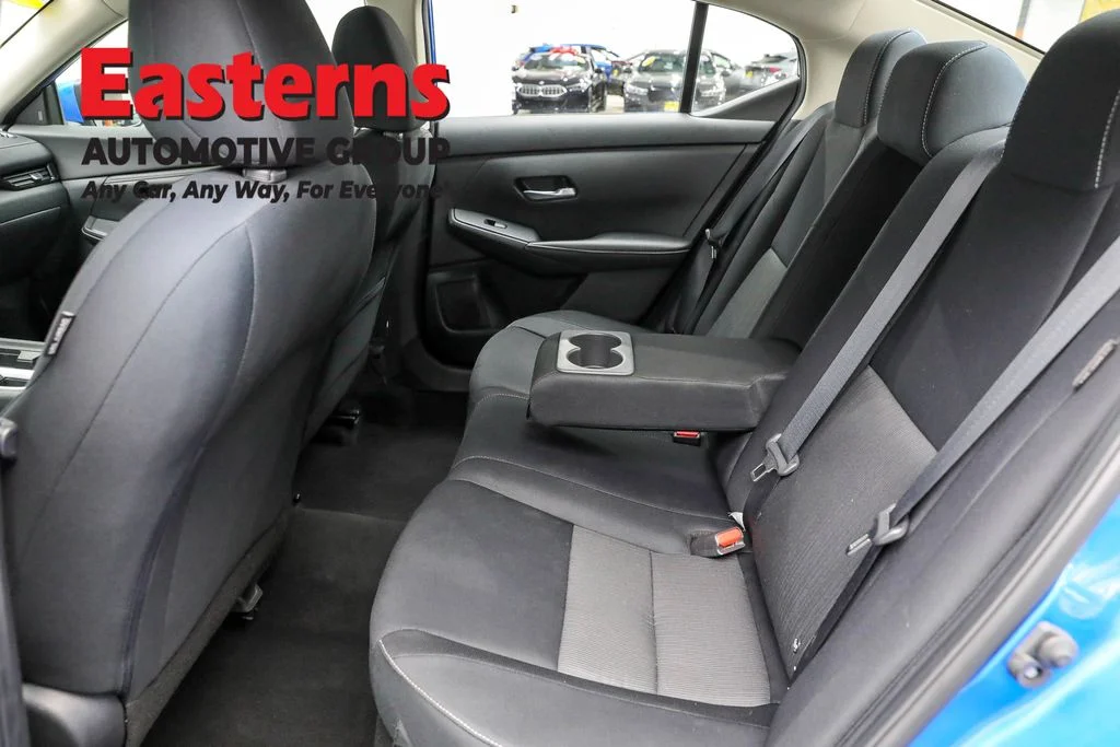 Used 2021 Blue Nissan SV image 21