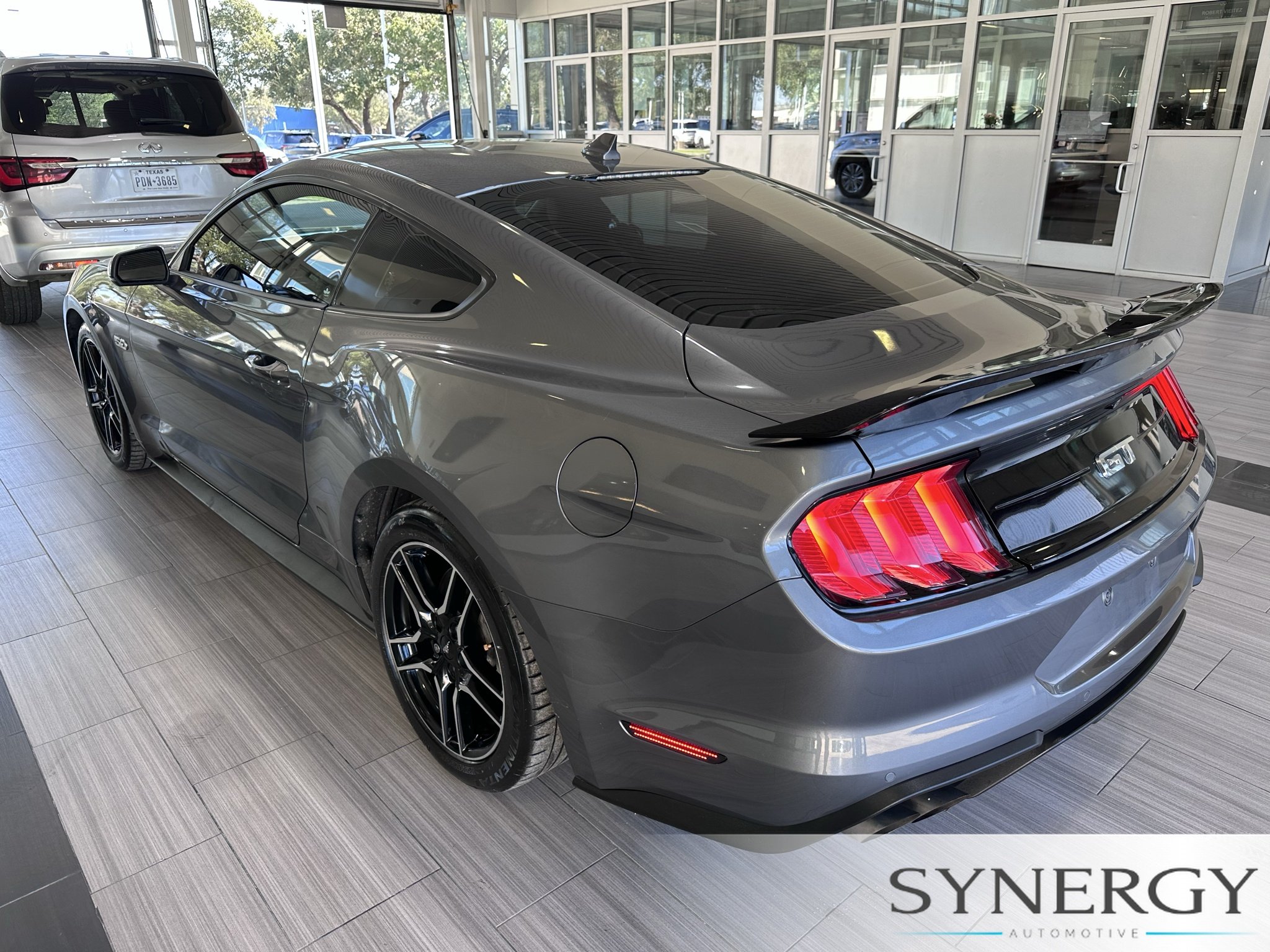Used 2021 Carbonized Gray Metallic Ford GT Premium image 10