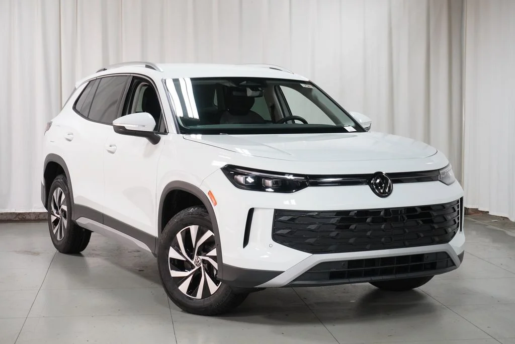 New 2026 Pure White Volkswagen 2.0T S image 2