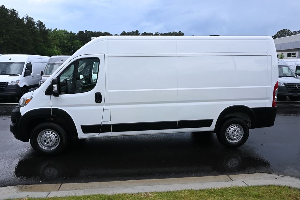 Used 2024 White Ram High Roof image 3
