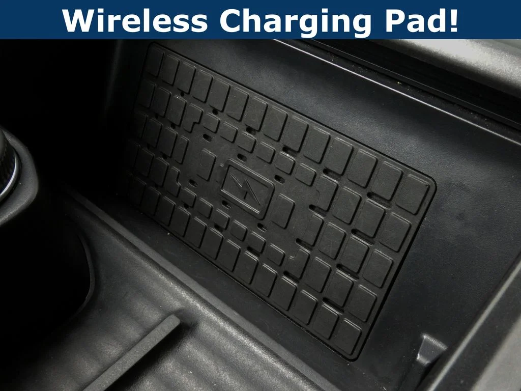 Used 2025 White Ford Platinum image 28