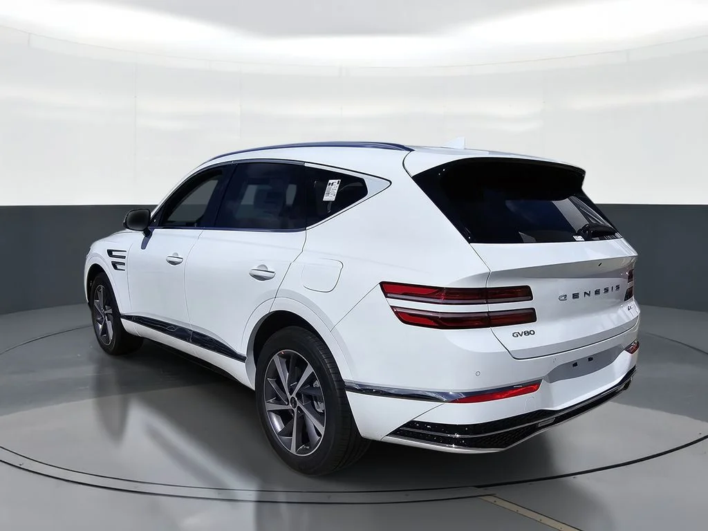 New 2026 White Genesis 2.5T image 4