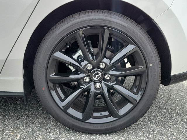New 2026 Snowflake White Pearl Mazda 2.5 S Carbon Edition AWD image 5