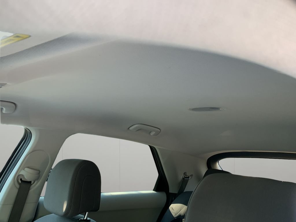 2024 Hyundai IONIQ 5 SE - Photo 30