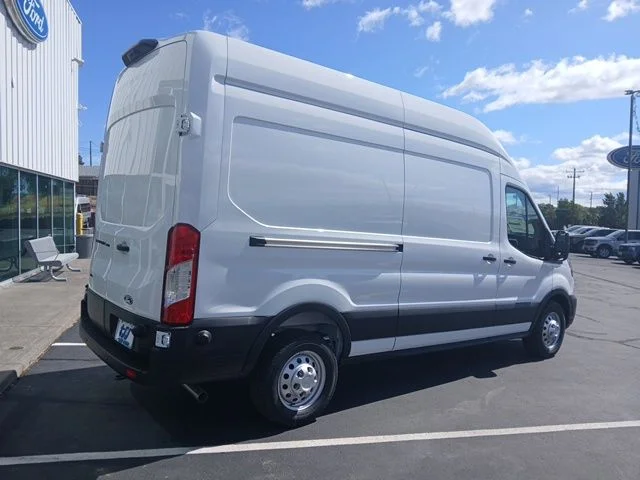New 2026 White Ford Base image 3