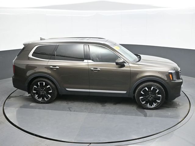 Used 2024 Green Kia SX-Prestige image 16