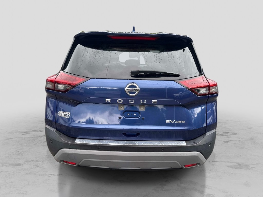 Used 2021 Blue Nissan SV image 4
