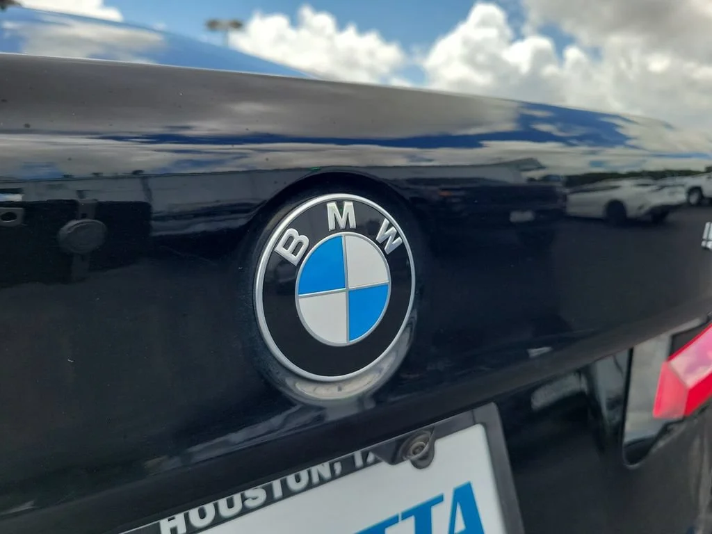 Used 2023 Black BMW i image 32