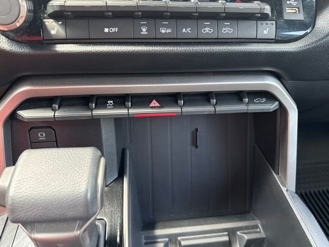 Used 2025 White Toyota SR5 image 39