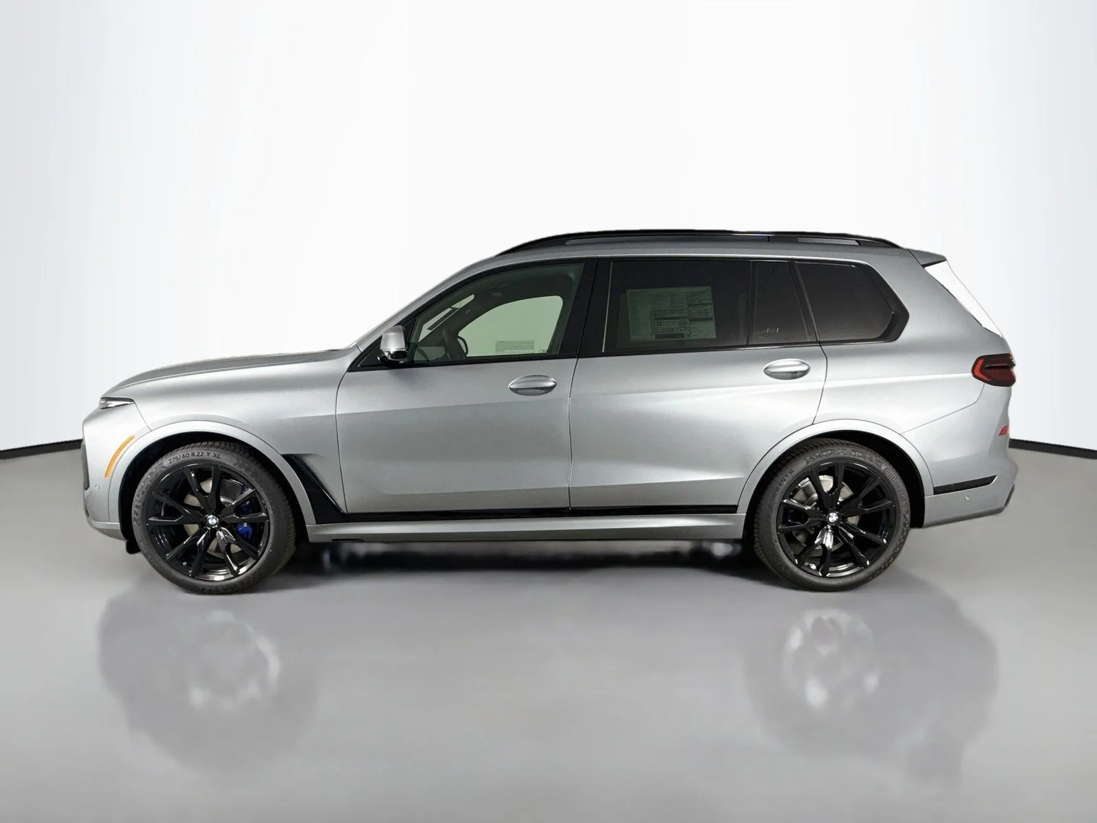 New 2027 Frozen Pure Grey Metallic BMW xDrive40i image 4