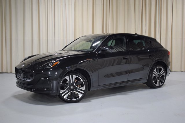New 2025 Maserati Grecale 4D Sport Utility in Troy #S7459853