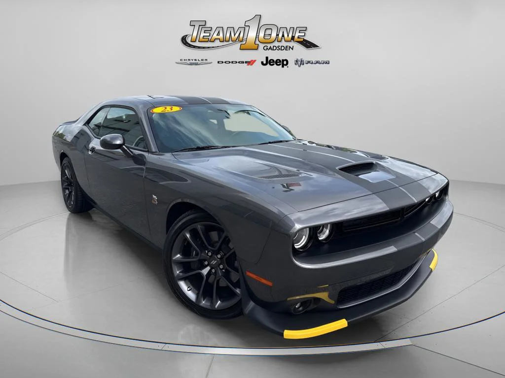 2023 Dodge Challenger R/T Scat Pack's photo