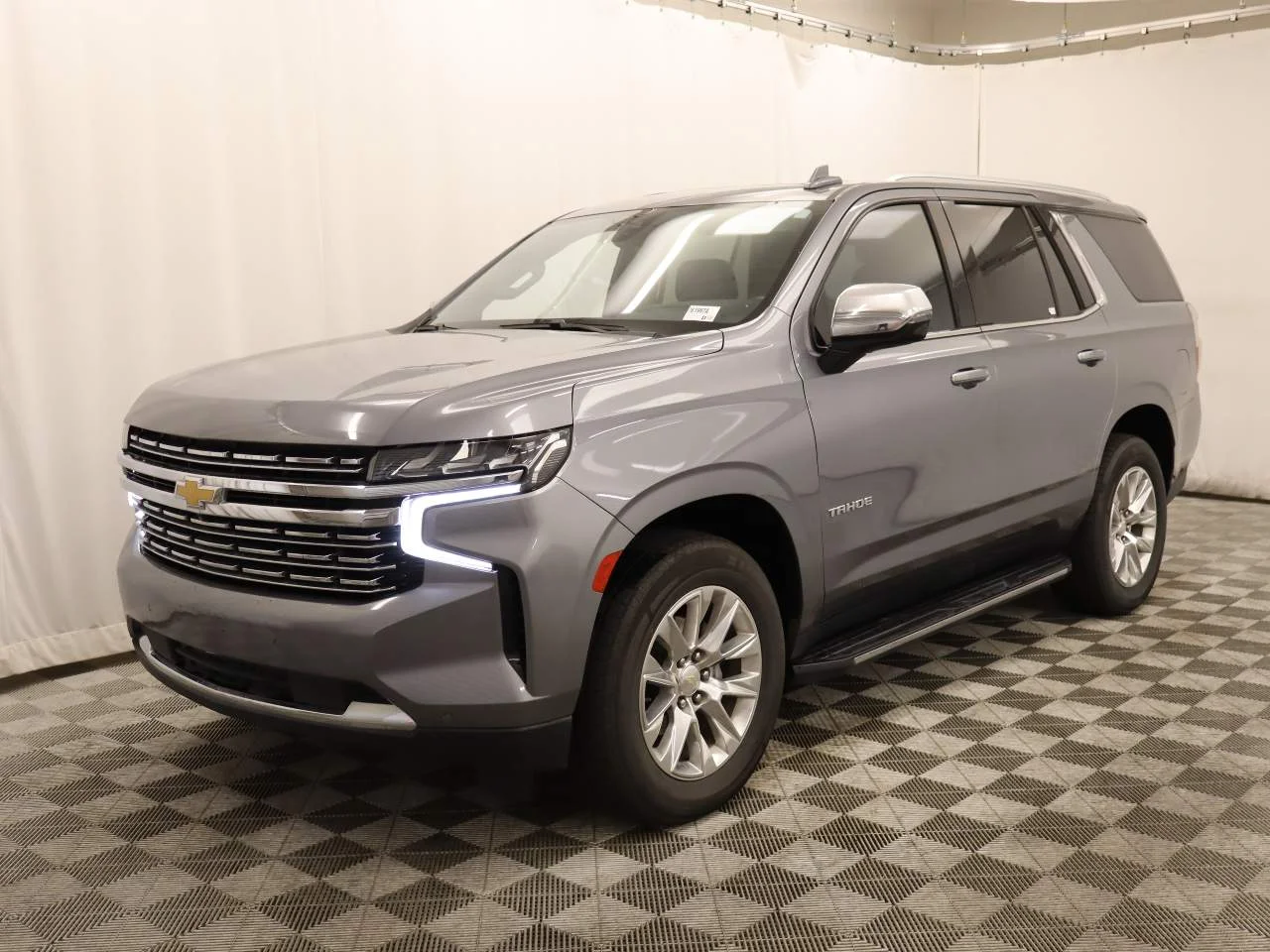 Used 2021 Shadow Gray Metallic Chevrolet Premier image 1