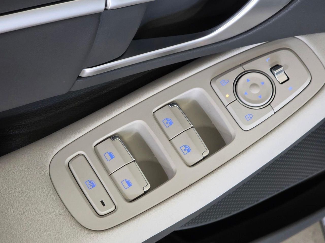New 2026 Serenity White Hyundai SEL image 21