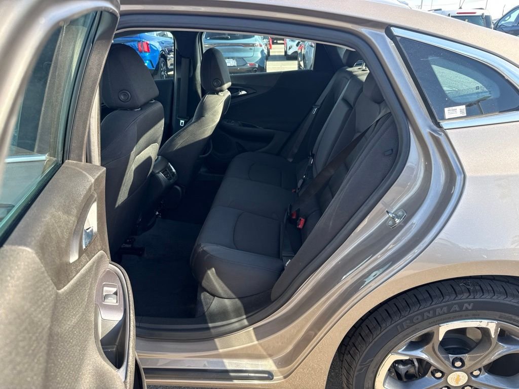 Used 2023 Gray Chevrolet LT image 20