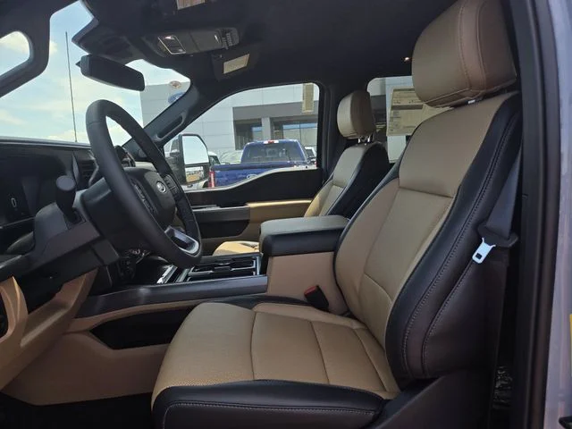 New 2026 Glacier Gray Metallic Tri-Coat Ford F-250® Lariat® image 10