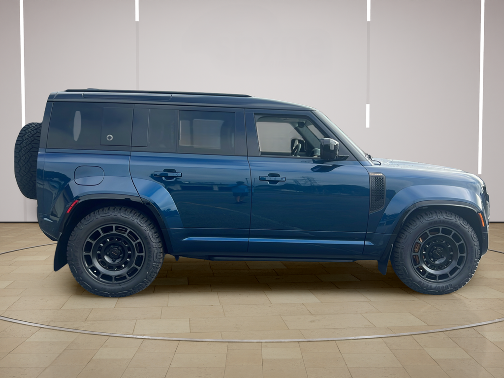 New 2026 Blue Land Rover  OCTA image 8