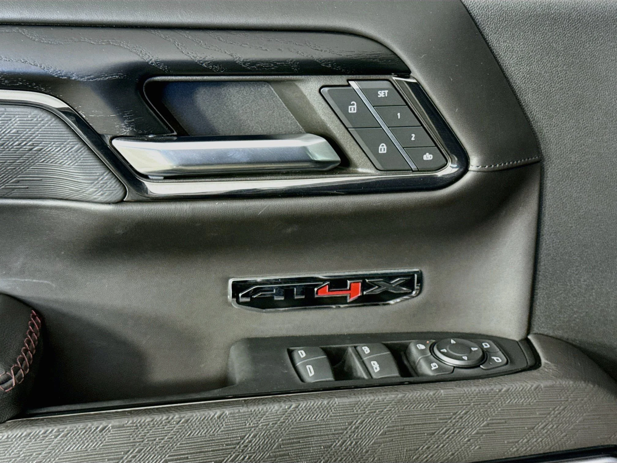 Used 2024 Onyx Black GMC AT4X image 20