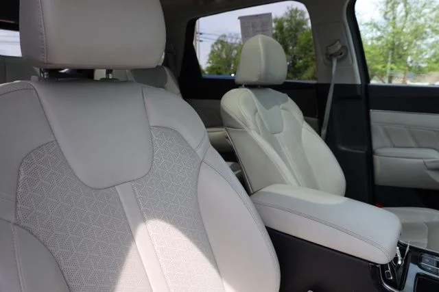 Used 2023 Gray Kia SX image 44