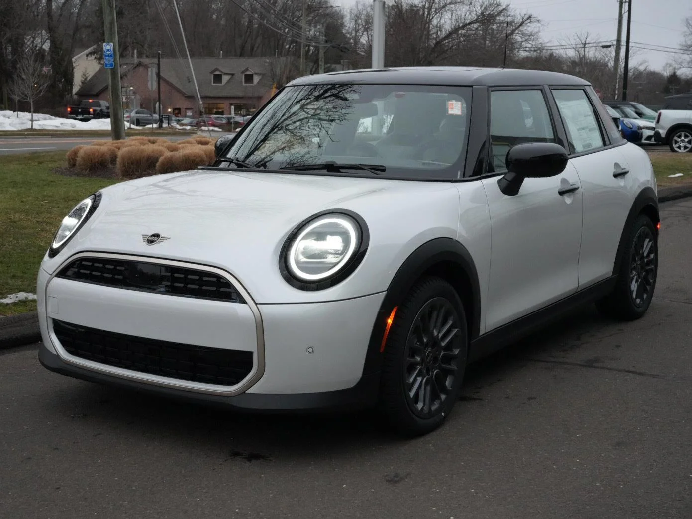 2026 MINI Hardtop's photo