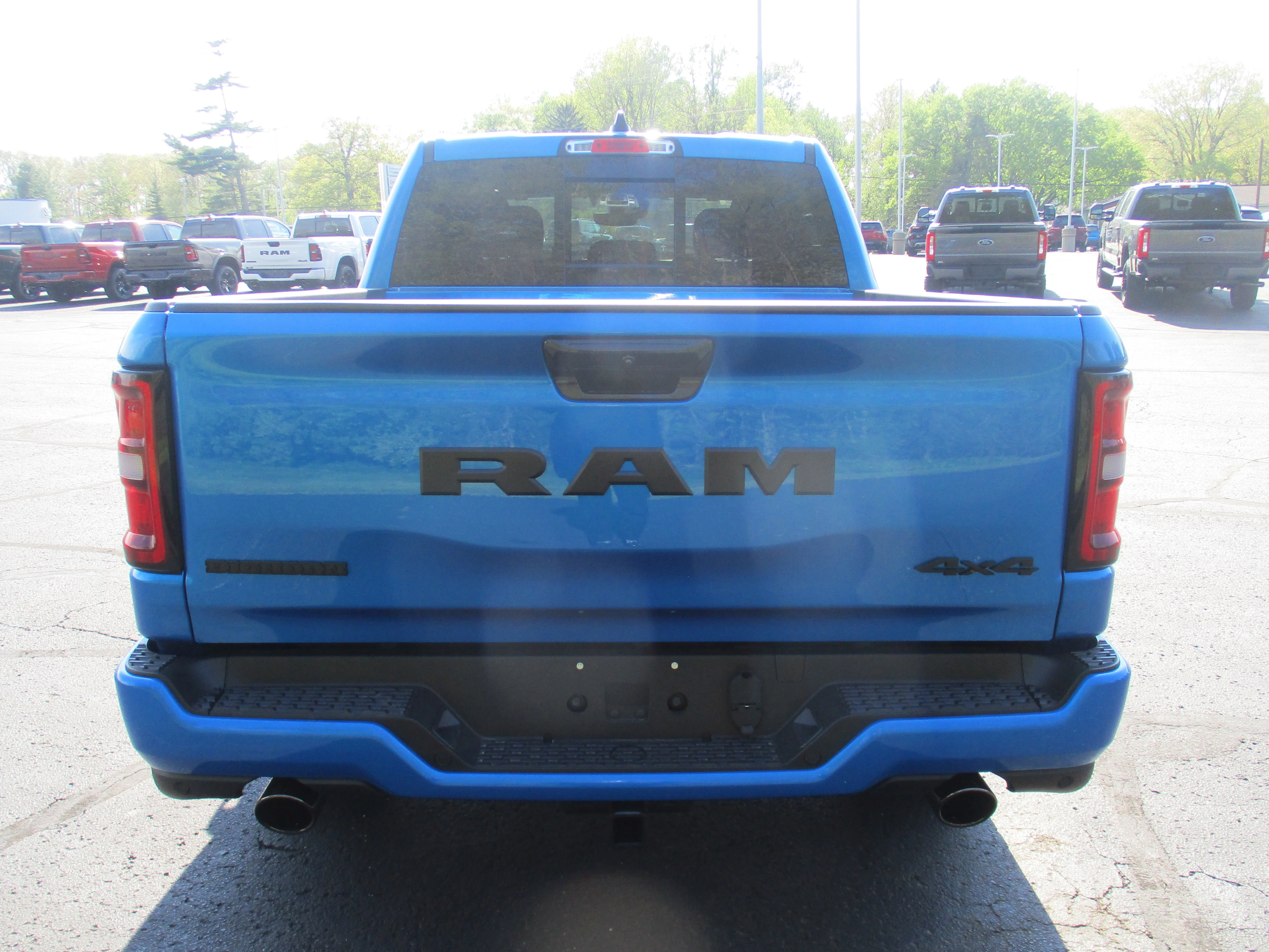 New 2026 Hydro Blue Pearl-Coat Exterior Paint RAM Big Horn image 31