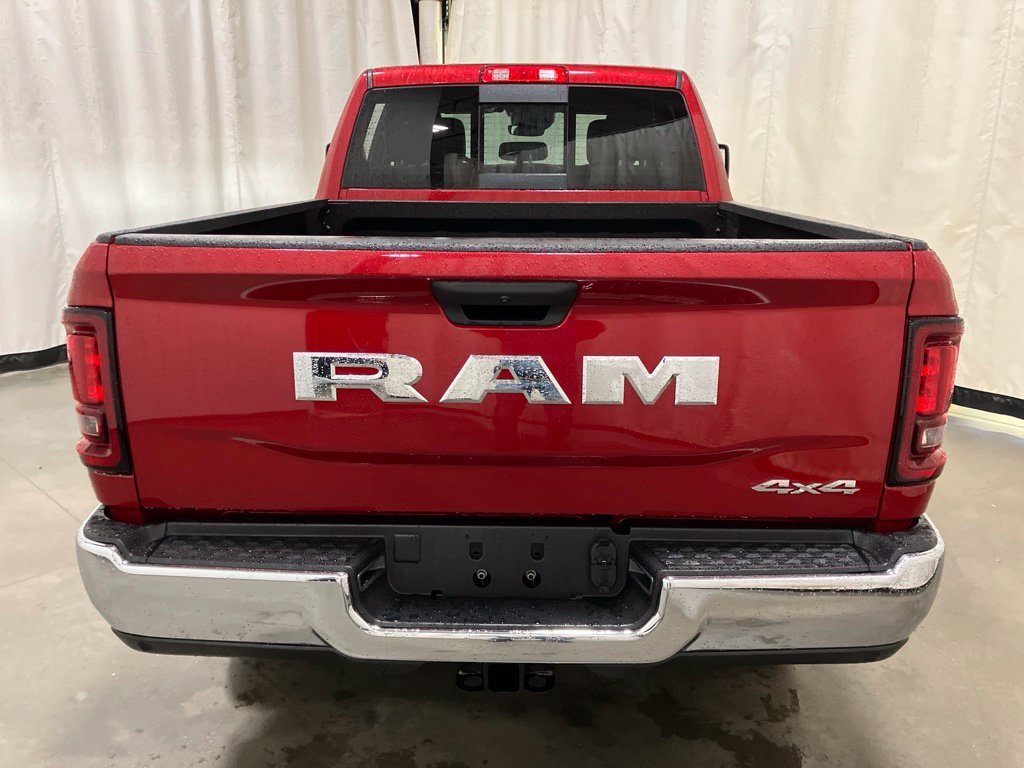 New 2026 Molten Red Pearl-Coat Exterior Paint RAM Tradesman image 25