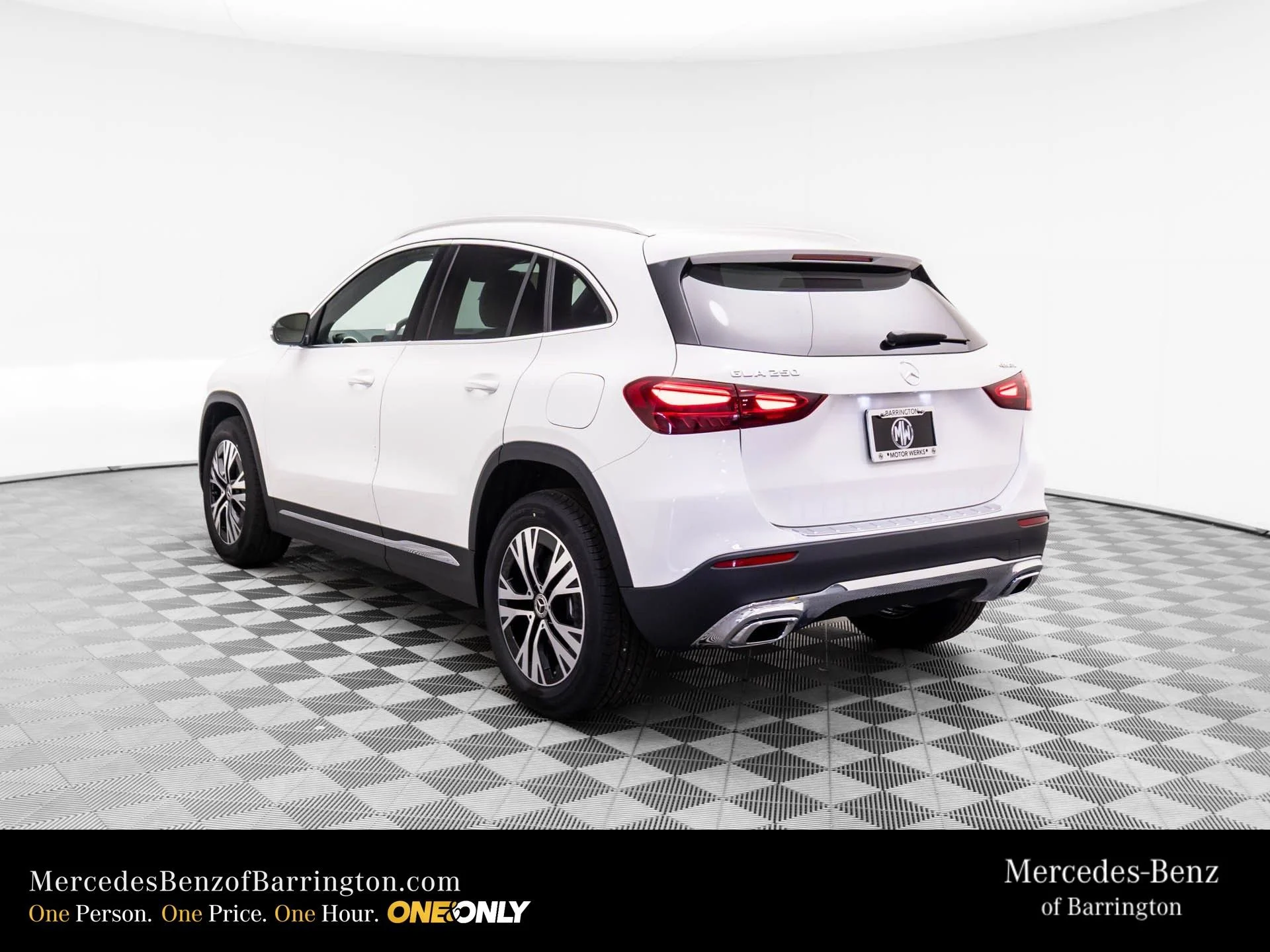 2025 Mercedes-Benz GLA GLA250 - Photo 40