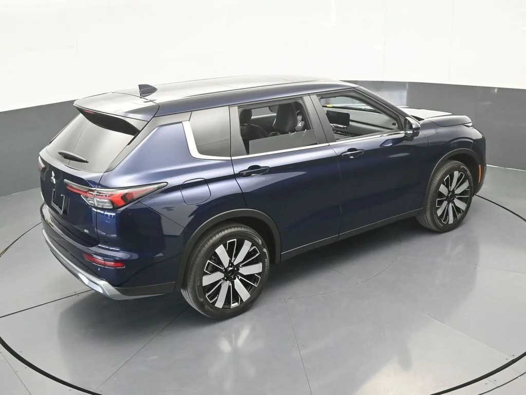 2026 Mitsubishi Outlander SE - Photo 63