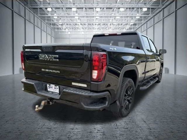 Used 2022 Black GMC Elevation image 4