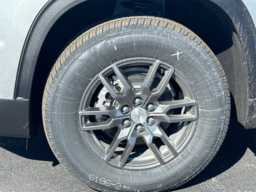 2026 GMC ACADIA - Image 10