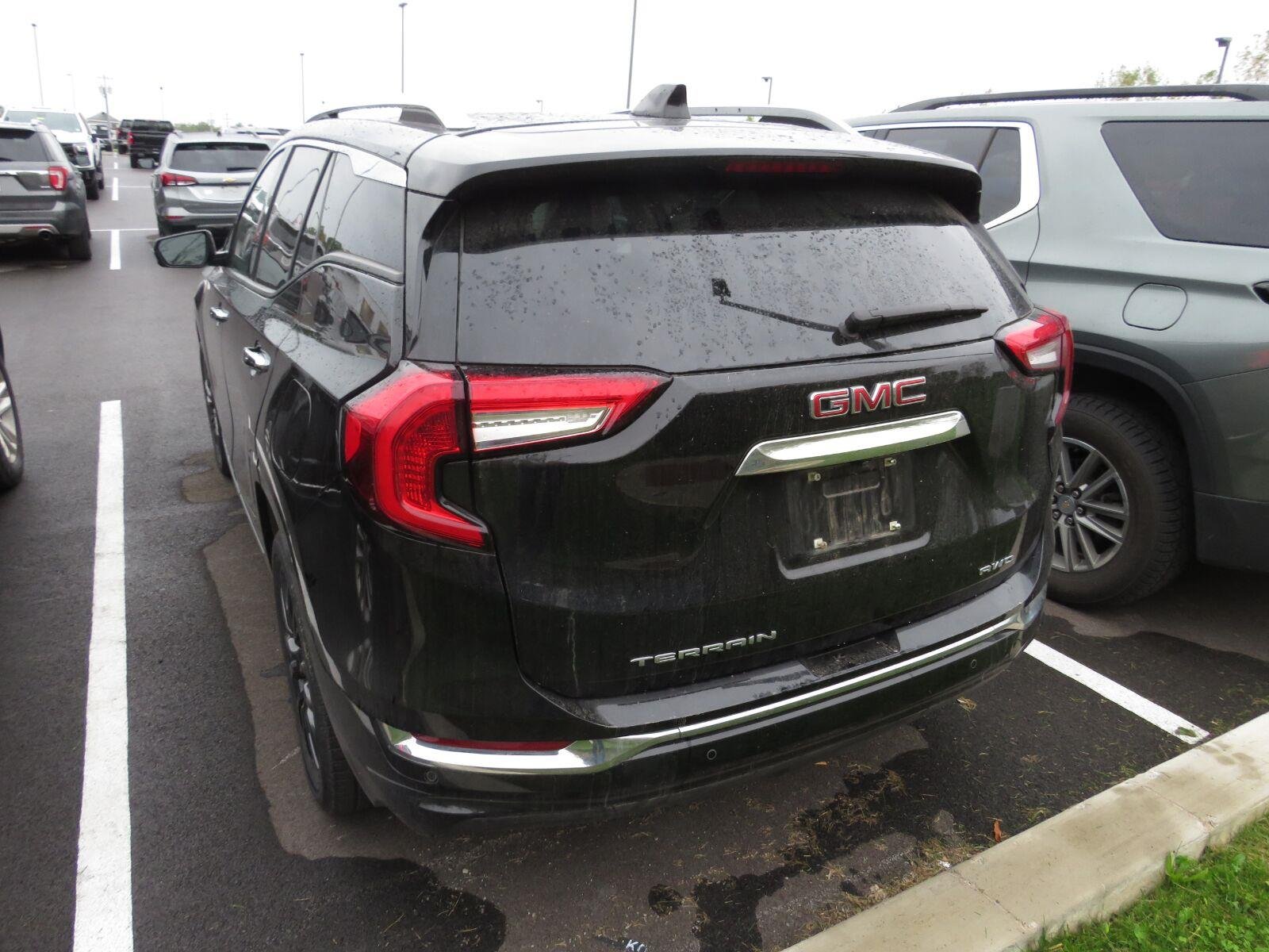 Used 2024 Ebony Twilight Metallic GMC Denali image 9