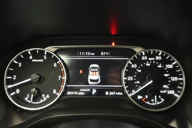 Used 2023 Blue Nissan S image 17