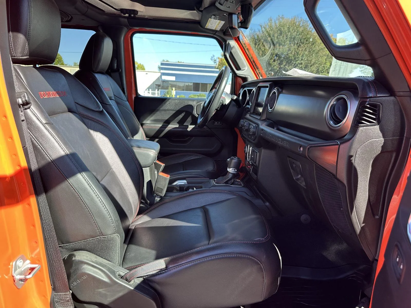 Used 2018 Firecracker Red Clearcoat Jeep Rubicon image 13