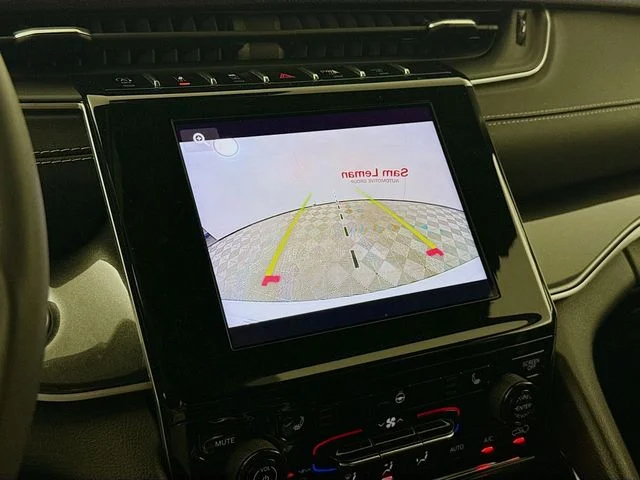 Used 2023 White Jeep Altitude X image 13