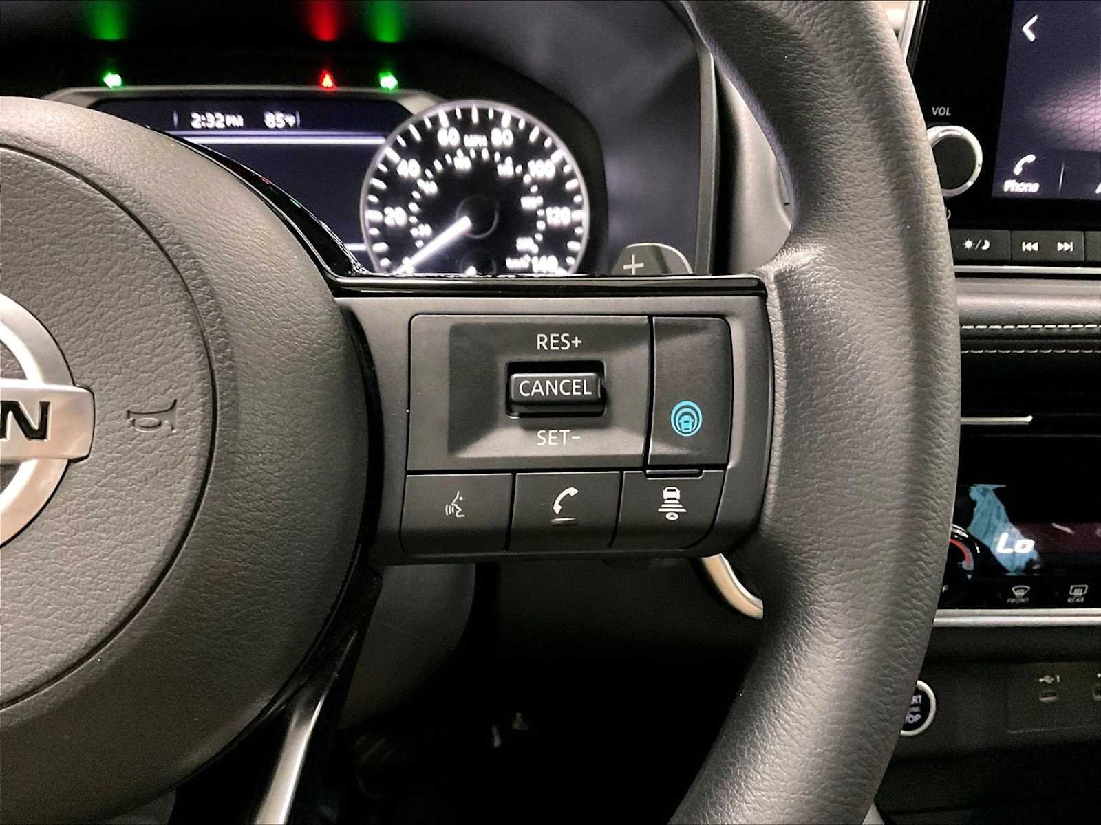 Used 2021 Pearl White Tricoat Nissan SV image 28