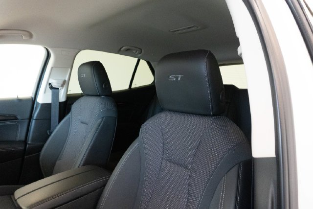 Used 2023 White Buick Preferred image 6