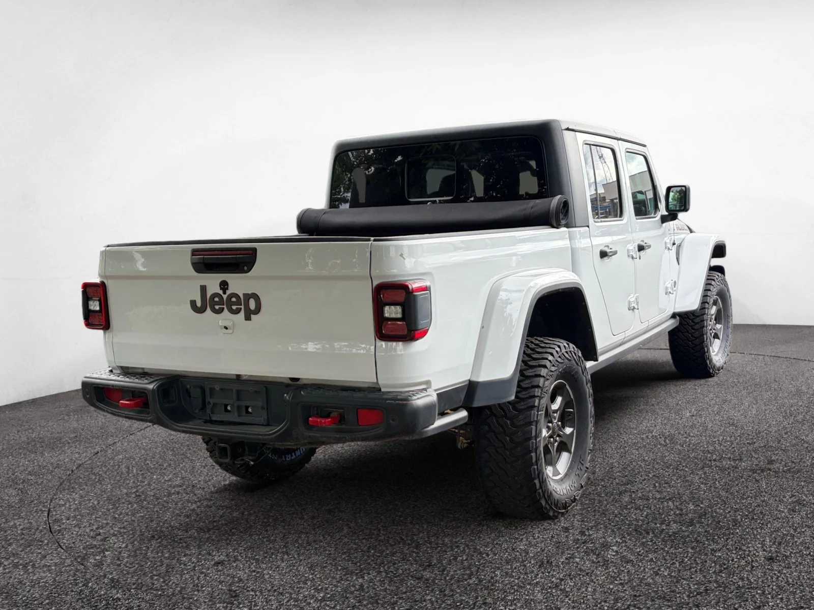 Used 2020 White Jeep Rubicon image 5