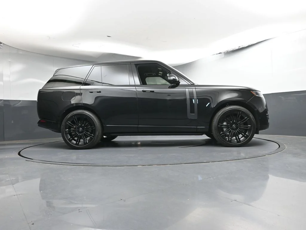Certified Used 2024 Black Land Rover SE image 30