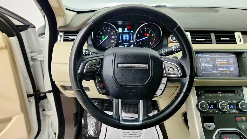 Used 2016 Fuji White Land Rover 5dr Hatchback Autobiography w/ Ebony Headliner image 14