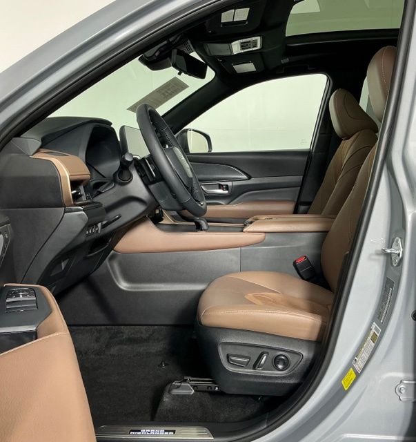Used 2026 Silver Toyota MAX Platinum image 14