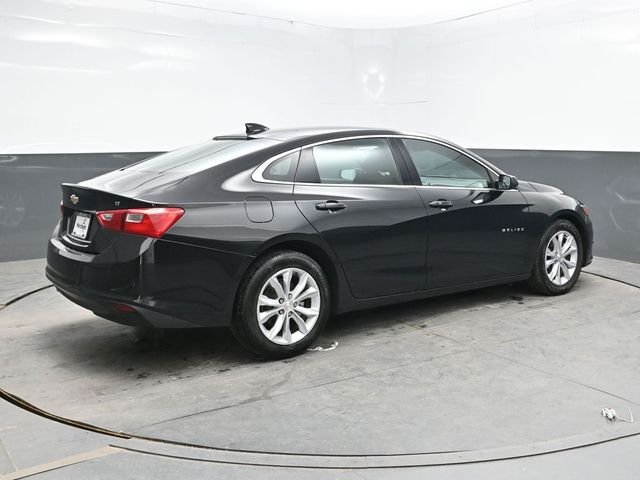 Used 2023 Black Chevrolet LT image 7