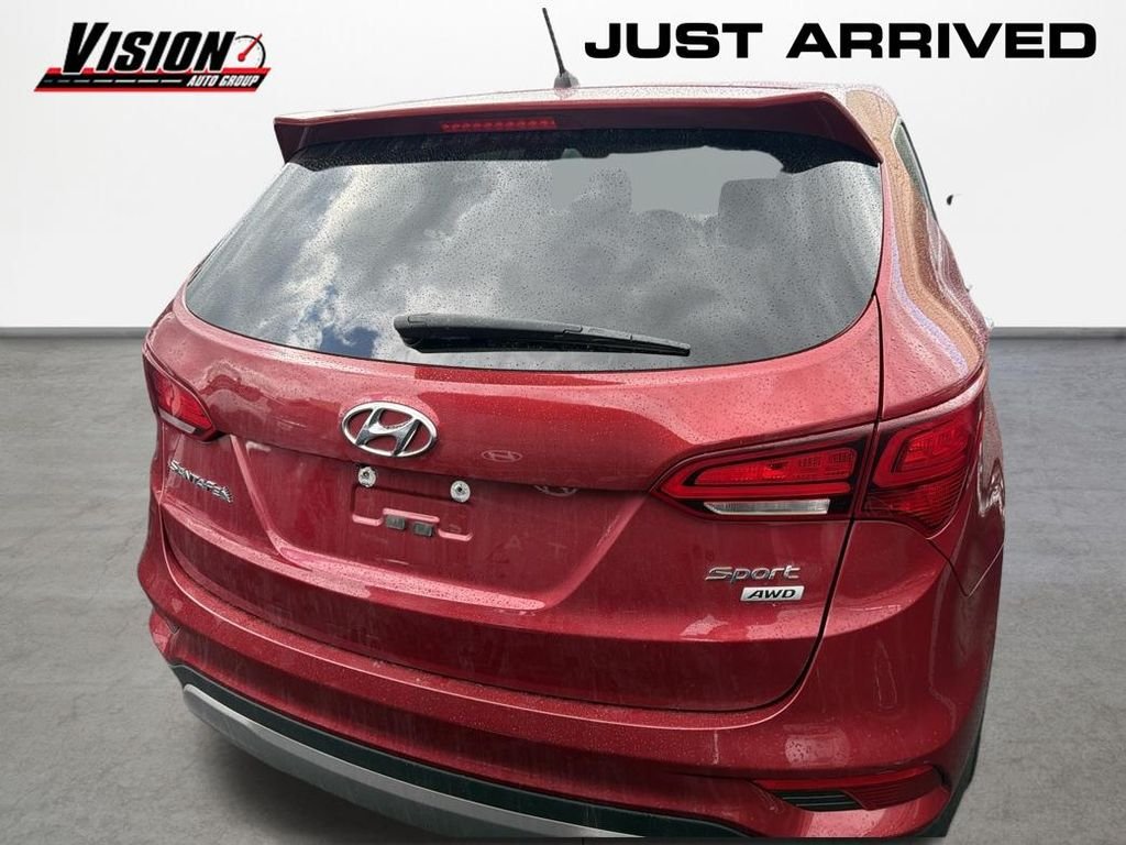 Used 2018 Red Hyundai 2.4 Base image 5