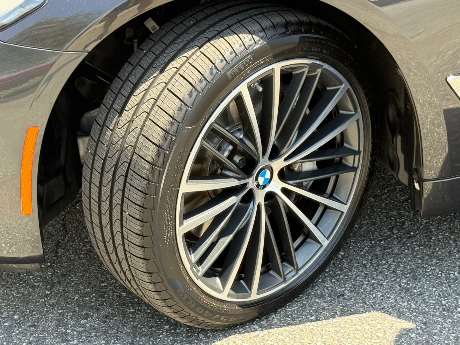 Certified Used 2023 Dark Graphite Metallic BMW 540i image 19